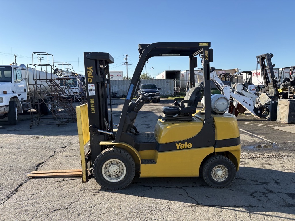 Yale 5000 lbs Forklift